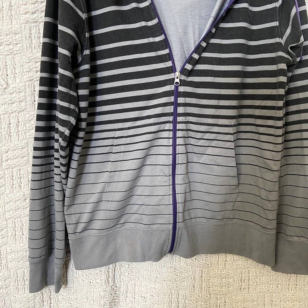 Carbon Sweater Bundle Of 3pc Xl/Xxl - image 6